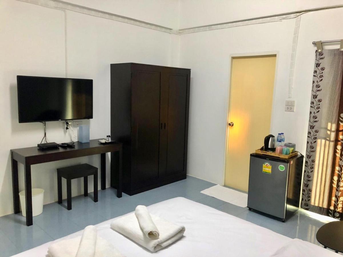 Oblique Apartment - ออฟบลิค อพาร์ทเมนท์ Nonthaburi Eksteriør bilde